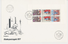 FDC / 1e dag kaart Em. Kind 1977